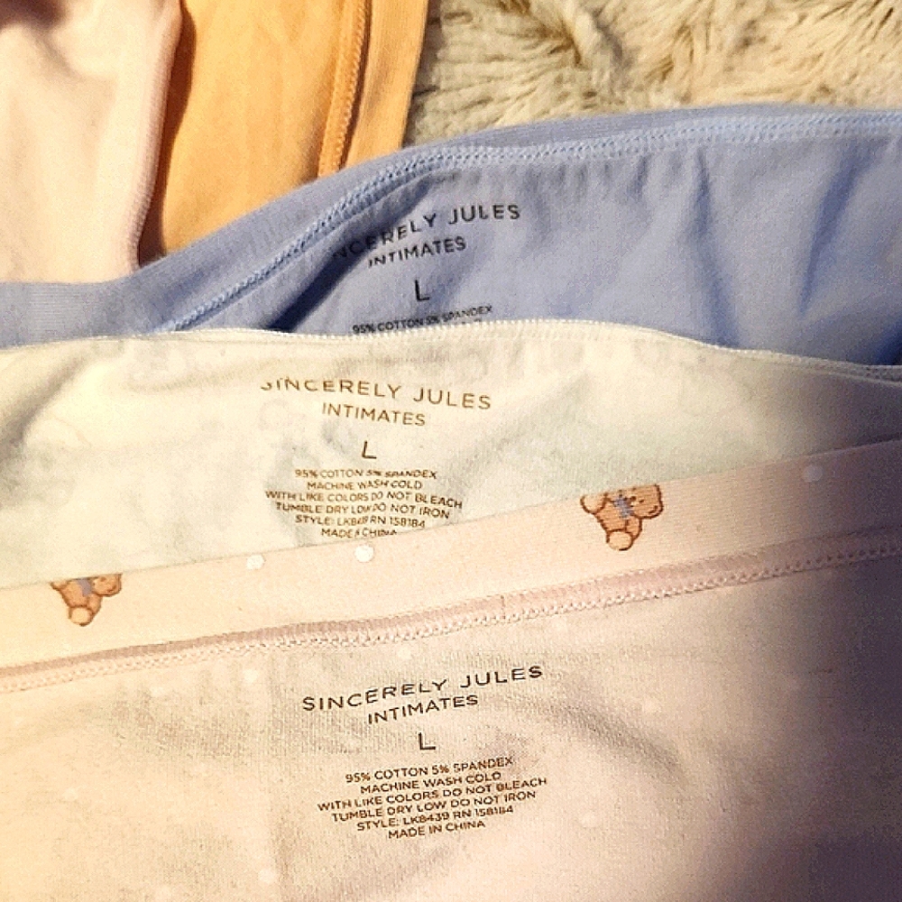 π»Sincerely Jules Bear Print Intimates π - Picture 4 of 10